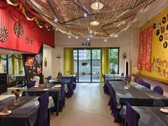-又见马甲M8融合西餐厅(体育中心店)