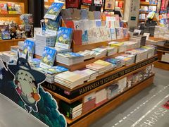 -西西弗书店&矢量咖啡(凯德晶萃广场店)