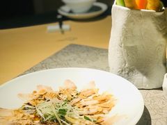 笔筒色拉-穹六人间 people 6(岳阳路店)