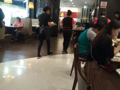 大堂-必胜客(百联又一城店)