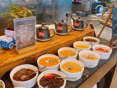 -圣丰索菲特·2 On 988 Café 自助餐厅
