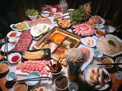 -巴渝瓦肆重庆鲜火锅(宝龙环湖店)