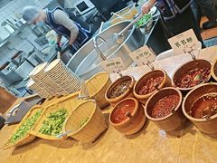 -云阿蛮云南生烫牛肉米线(奉贤路店)