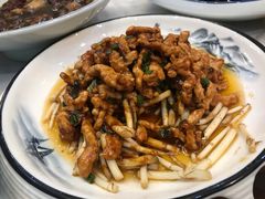 -龙大哥辣子鸡新概念餐厅(美的林城店)