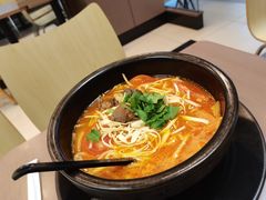 -灵芝妹子海鲜米线(瓦房店新玛特店)