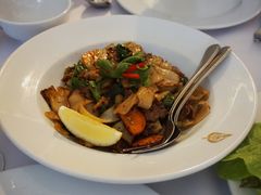 -Thai Pothong Restaurant