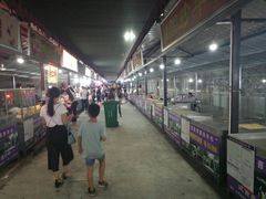 -大学城夜市