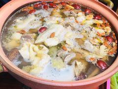-威邵鸡煲(西华路总店)