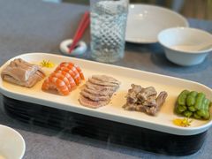 -HOMES上海本帮菜(襄阳公园店)