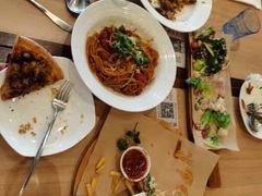 -必胜客(机场路店)