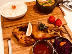 青咖喱鸡肉饭-随心小姐