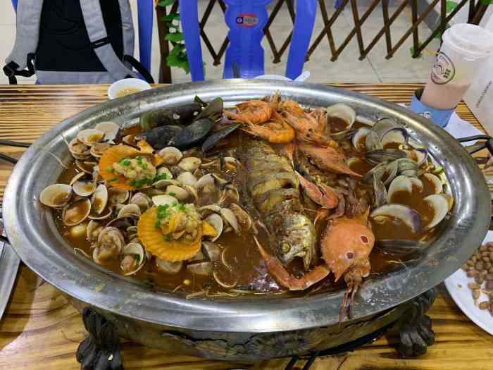 李记海鲜大咖烤羊腿-"不推荐大家去服务一般食材一般位置一.