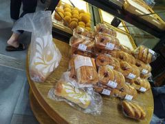 -向阳松鼠(三门井店)