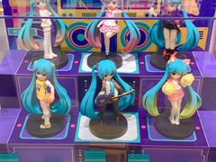 -泡泡玛特POPMART(上海环球港店)