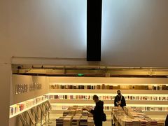 -先锋书店(五台山总店)
