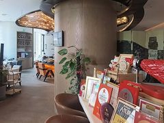 -斯普汇生蚝牛排馆(中骏世界城店)