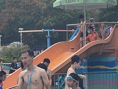 -欢乐水魔方水世界