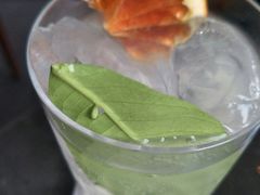 -顶层酒吧ROOF(上海艾迪逊酒店)