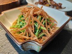 徐州馓子炒豆苗-锦荟JINHUI·浙江小馆(上海荟聚店)