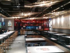 大堂-渝是乎酸菜鱼(龙旗购物中心店)