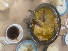 -小锅饭豆腐馆(重工北街普罗旺斯店)