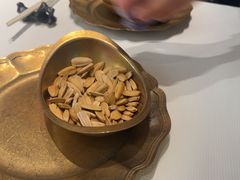 -桂满陇·手作小笼包&江南叫花鸡(中山公园店)