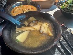 -芸山季·云南山珍菌火锅(人民广场来福士店)