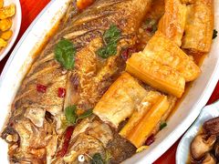 -丹水桥地锅鱼·翘嘴鲌·地方特色全鱼宴(丹江口大坝店)