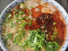 传统牛肉面-东方宫中国兰州牛肉拉面(新起街店)