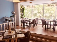 靠窗位-Future&Kitchen