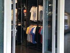 -New Balance(王府井奥莱·香江小镇店)