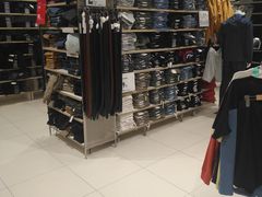 -优衣库(青岛伟东乐客城店)