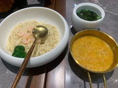 -莱莱小笼·乔艾