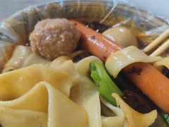 -丁记牛肉手擀板面