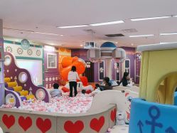 -孩子王(铁西万达店)