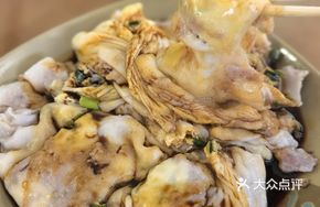 Egg and Meat Hot Rice Noodles