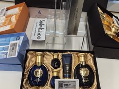 -盒马X会员店(王府井奥莱UP TOWN店)