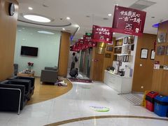 -雅悦齿科(顾村公园店)
