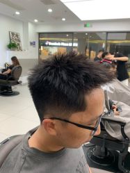 -尤司男士国潮理发馆