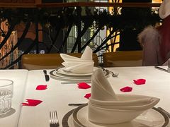 -Mogul Eatery·大亨餐酒馆