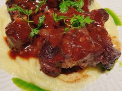 特制红酒煨牛尾-Brut Eatery悦璞食堂(建国东路店)