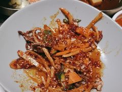 -草家酱蟹炭火烤肉店(珲春南路二店)