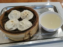 -老西白点心店