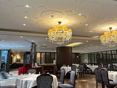 -上海小南国(仲盛世界商城店)