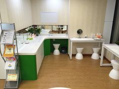 -优视觉视光中心•青少年近视防控(新世界中心写字楼店)
