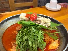-喇喇排骨火锅·传统韩式脊骨汤(望京西园总店)