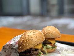 -The Habit Burger Grill 哈比特汉堡(复兴soho店)