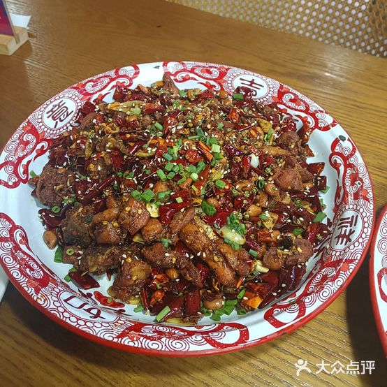 禄鉴川小馆(东风路店)