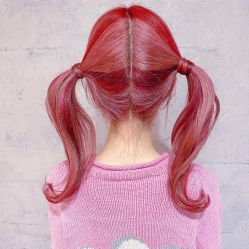 -变画·发型STUDIO