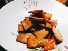 -韵秋荷(宝山龙湖天街店)